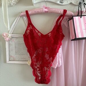 Victorias Secret Gold Label Teddy Lingerie Bodysuit redLace Satin medium GUC